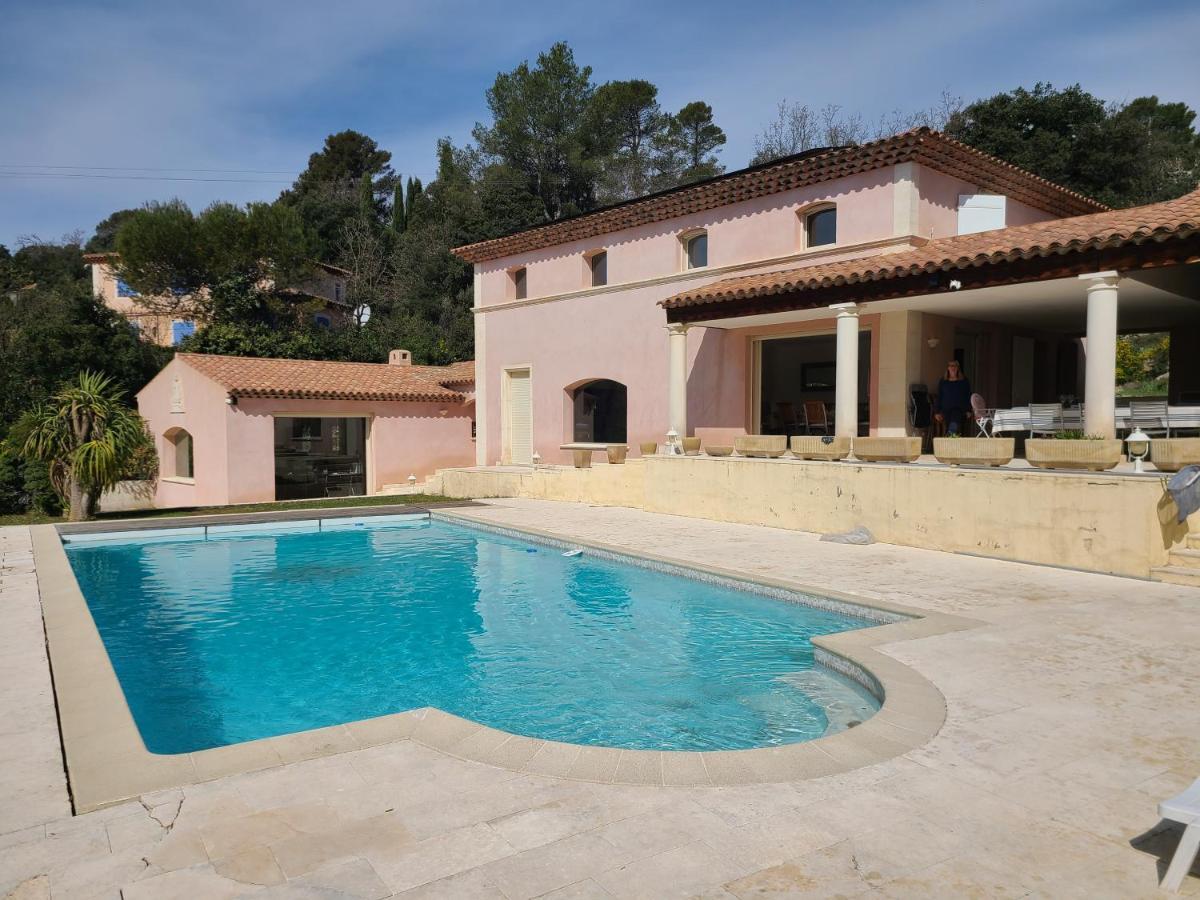 Villa Mycenes Garéoult Kültér fotó